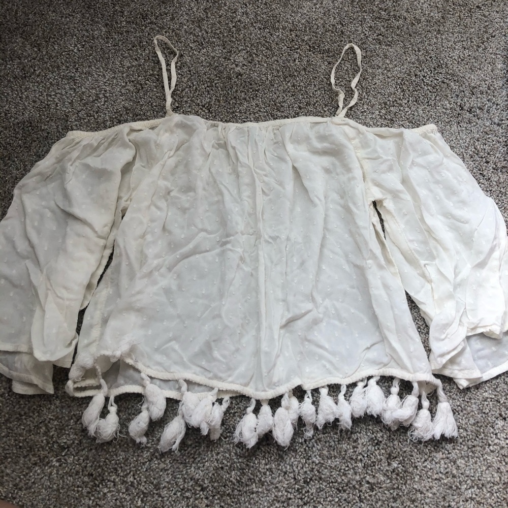 american eagle off the shoulder top